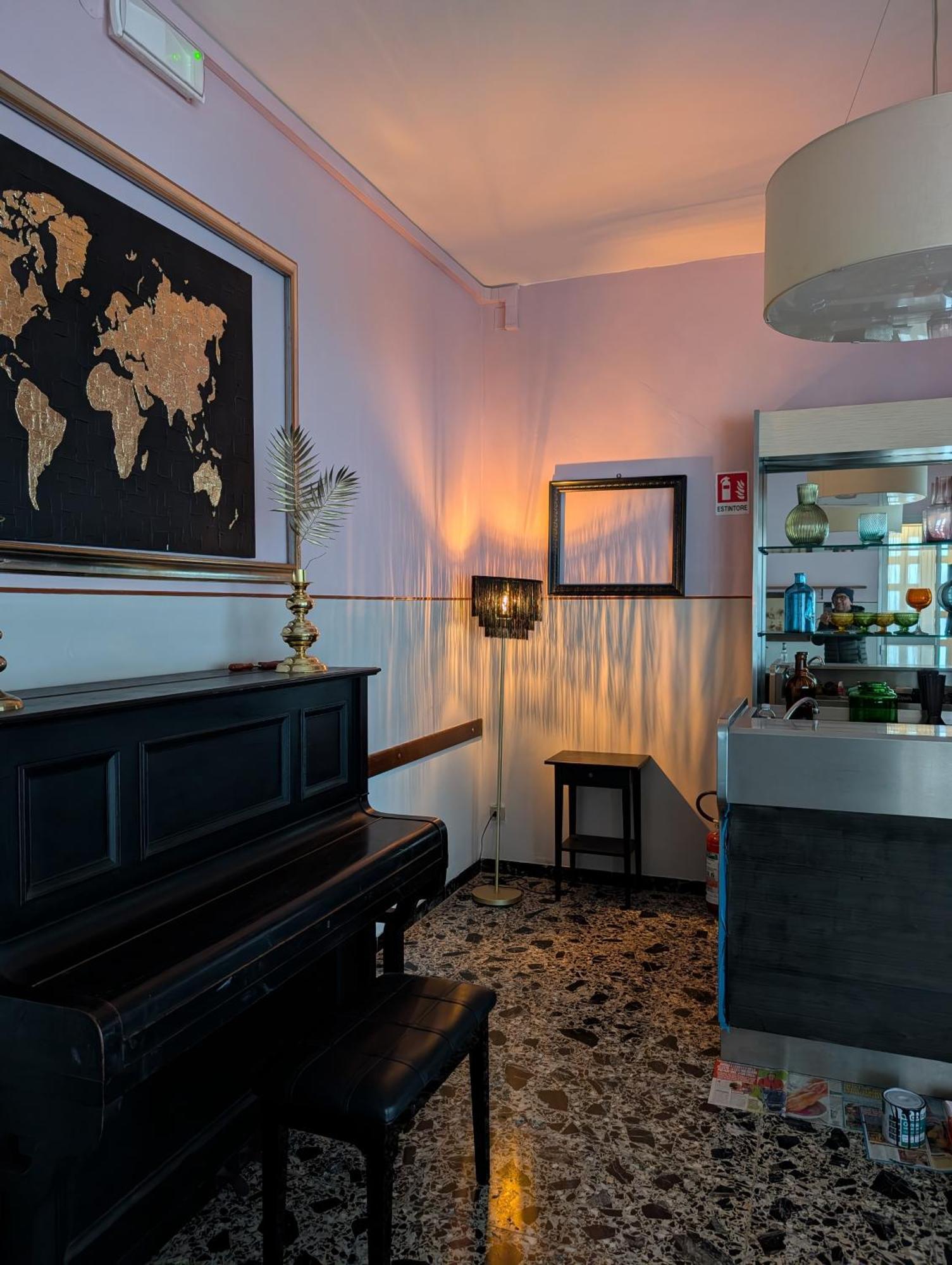 Villa Antonietta Rooms & Coffee เชเซนาติโก ภายนอก รูปภาพ